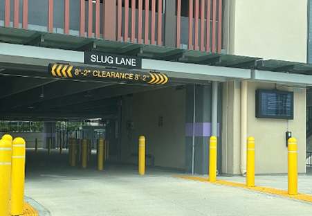 Covered waiting area at the University Boulevard slug line
